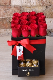  Çekmeceli kutu içerisinde kırmızı güller ve çikolatalar ile sevdiklerinize hem tatlı hem de güzel bir sürpriz yapmaya ne dersiniz?